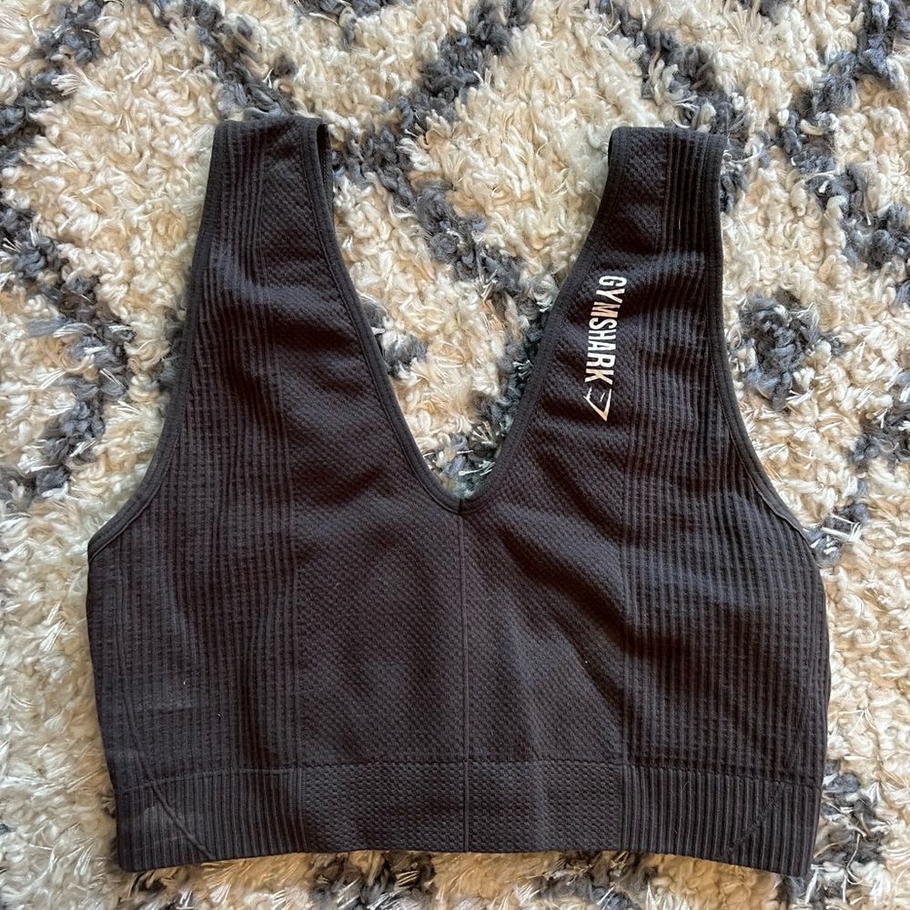 Gymshark sports bra size medium